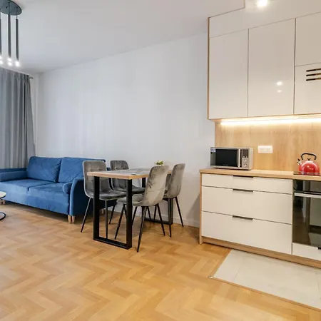 Apartment Szybowcowa Charming By Bookinghost Kattowitz