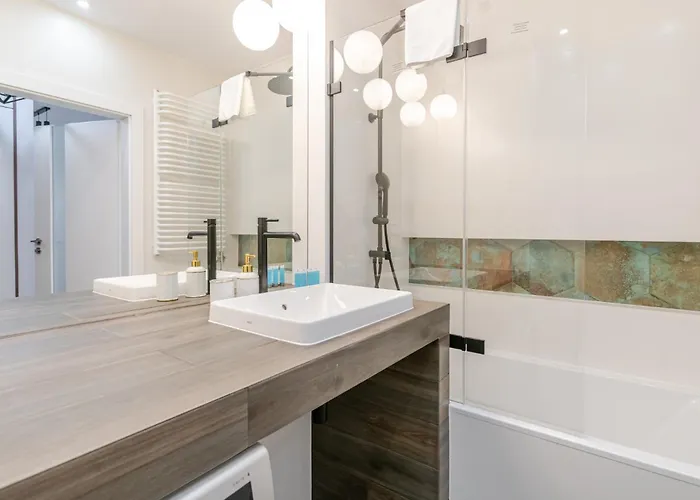 Apartment Szybowcowa Charming By Bookinghost *